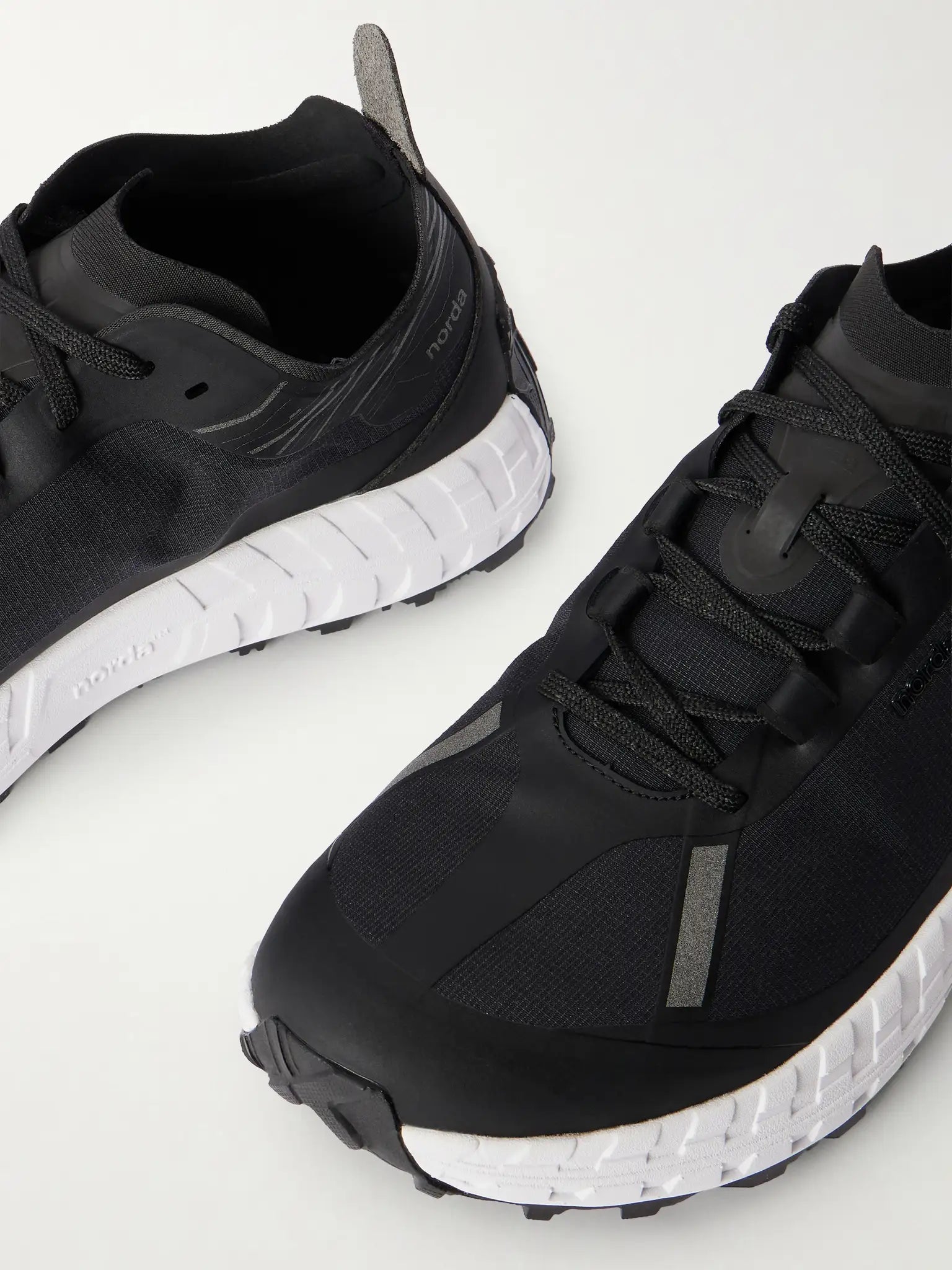 NORDA Running Sneakers